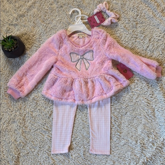 btween Other - NWT btween 3 pieces for girls size 3T